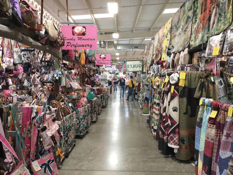 Great Smokies Flea Market, Kodak, TN