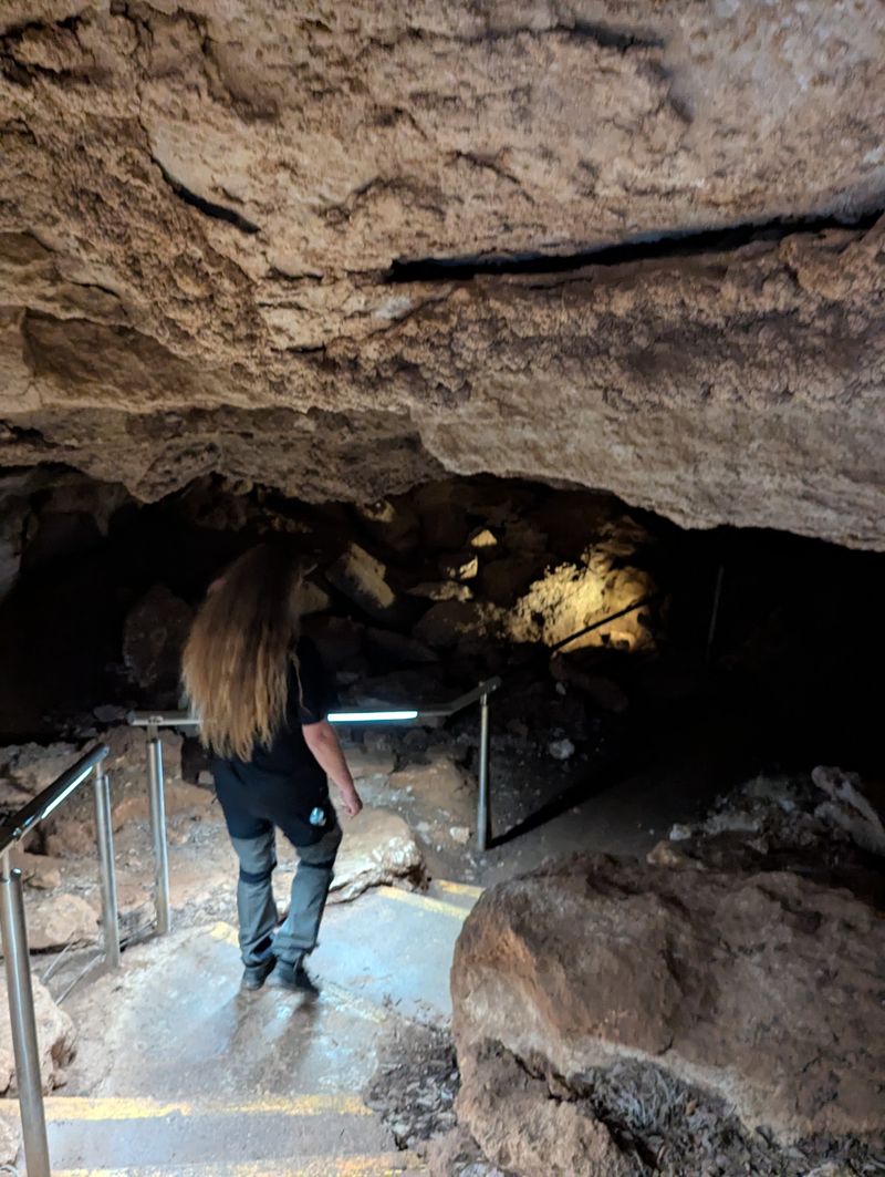 Guided Cave Tours Led by Knowledgeable Hosts Guided Cave Tours Led by Knowledgeable Hosts