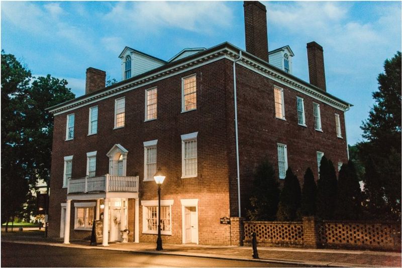 Hale Springs Inn