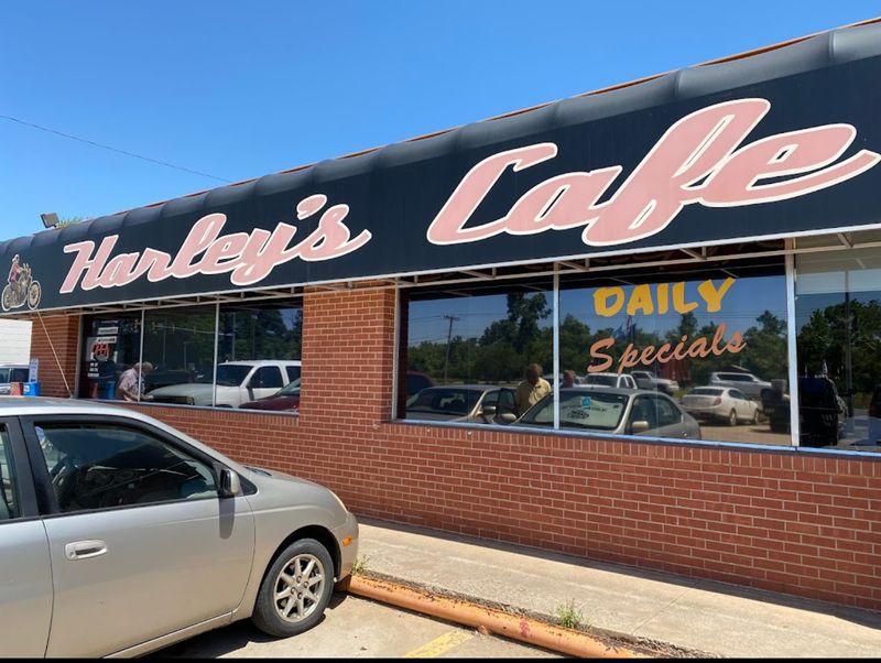 Harley's Cafe, Choctaw, OK Harley's Cafe, Choctaw, OK