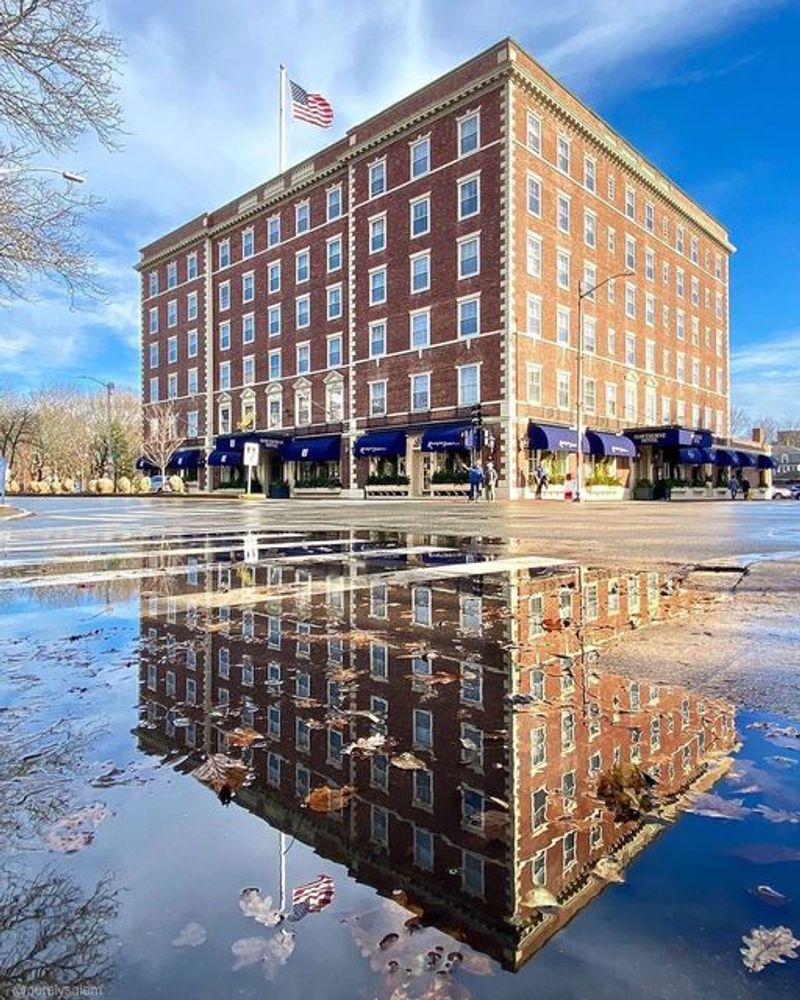Hawthorne Hotel, Salem, Massachusetts Hawthorne Hotel, Salem, Massachusetts