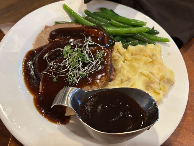 Hearty Plates That Taste Like a Holiday Every Day Hearty Plates That Taste Like a Holiday Every Day