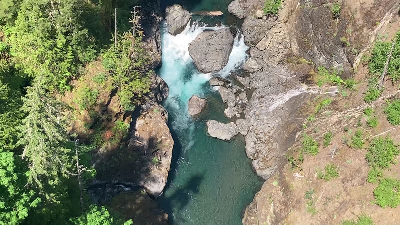Hidden Waterfalls Below the Span Hidden Waterfalls Below the Span