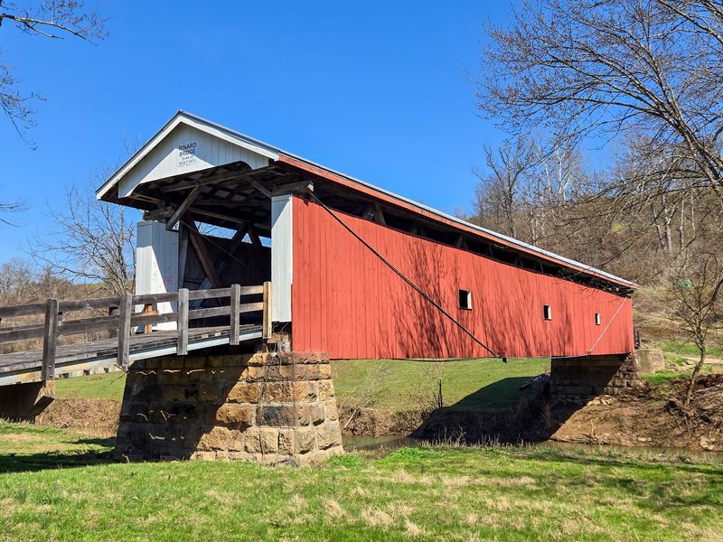 Historic Rinard Covered Bridge