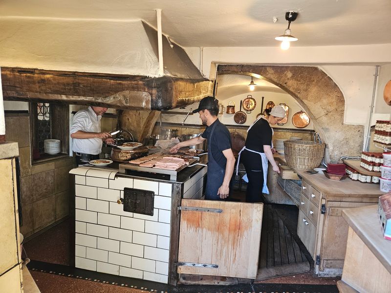 Historische Wurstkuchl – Regensburg, Germany (1146, historic kitchen origins) Historische Wurstkuchl – Regensburg, Germany (1146, historic kitchen origins)