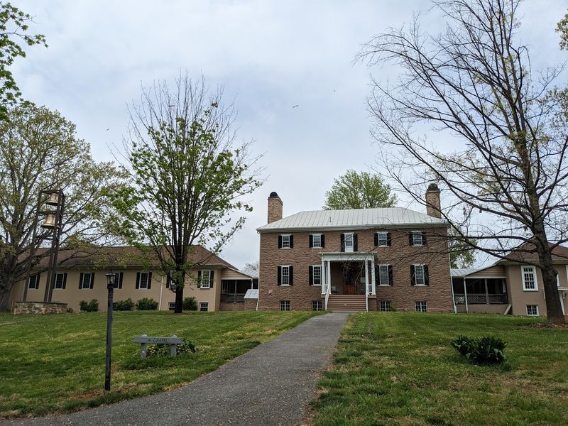 Holy Cross Abbey, Berryville, Virginia Holy Cross Abbey, Berryville, Virginia