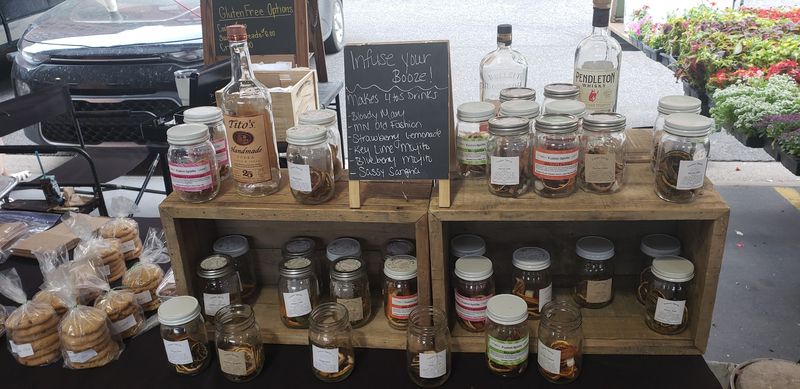 Honey Jars and $10 Flower Bouquets Honey Jars and $10 Flower Bouquets