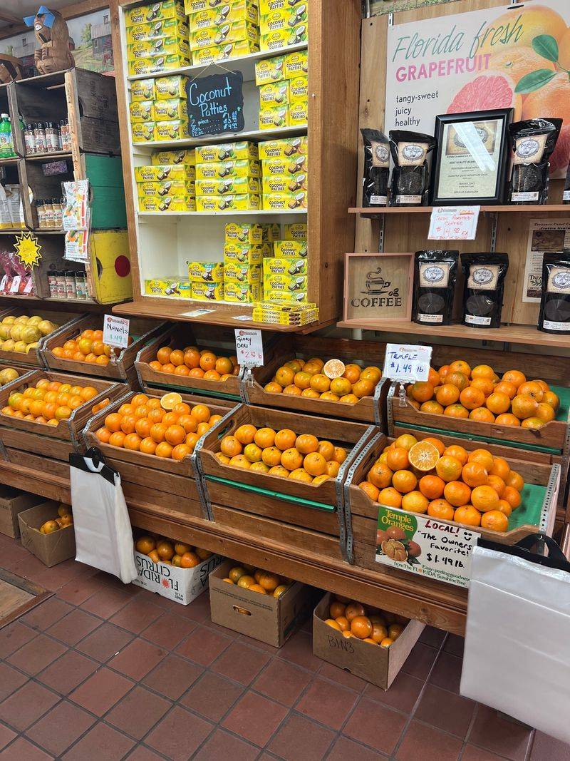 Honeybells, Mandarins, And Other Citrus Worth Bagging Up