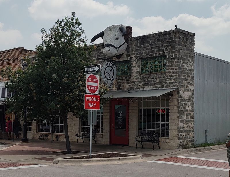 Hours, Parking, and Planning Your Stop Hours, Parking, and Planning Your Stop