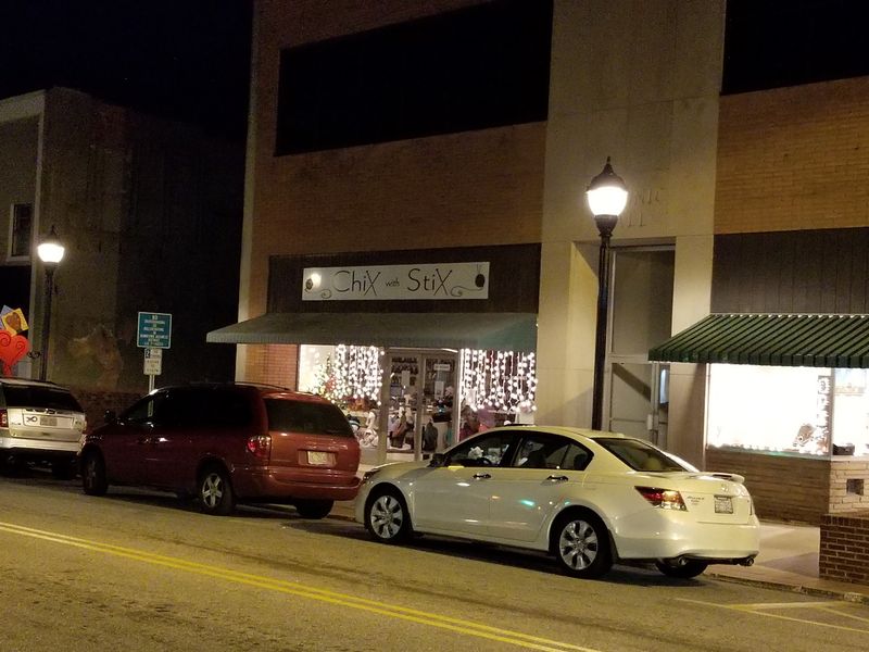 Hours, Parking, and Planning Your Trip