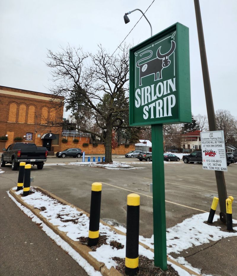 Hours, Parking, and Planning Your Visit Hours, Parking, and Planning Your Visit