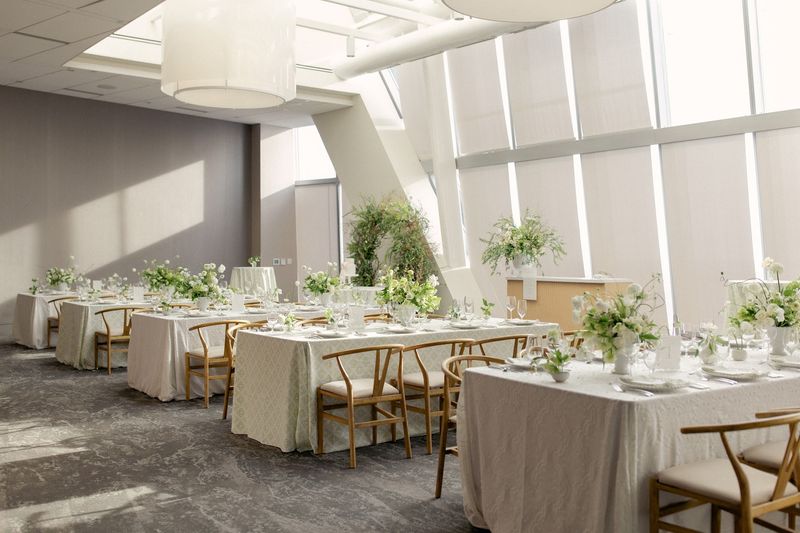 Hours, Reservations and Planning Tips