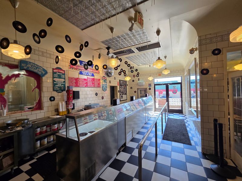 House of Flavors, Ludington, Michigan House of Flavors, Ludington, Michigan