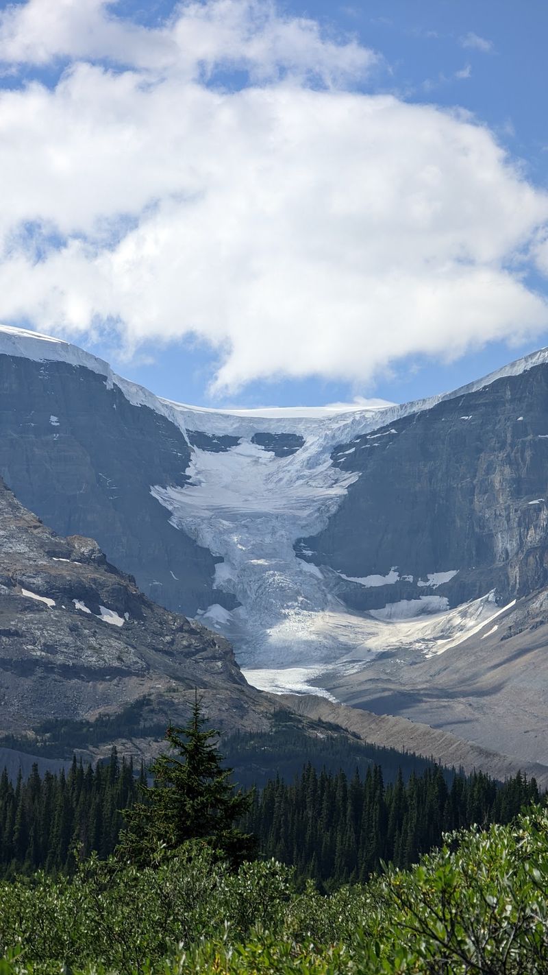 Icefields Parkway, Canada Icefields Parkway, Canada