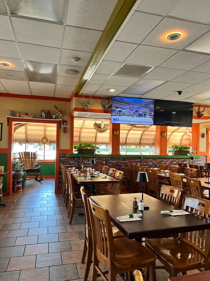 Island Decor, Music, and a Lively Mood Island Decor, Music, and a Lively Mood