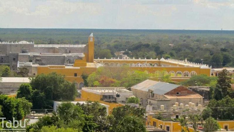 Izamal, Mexico Izamal, Mexico