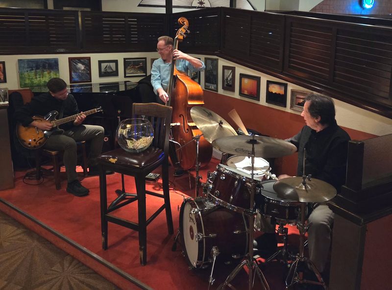 Jazz Notes and Sunday Brunch Mornings Jazz Notes and Sunday Brunch Mornings