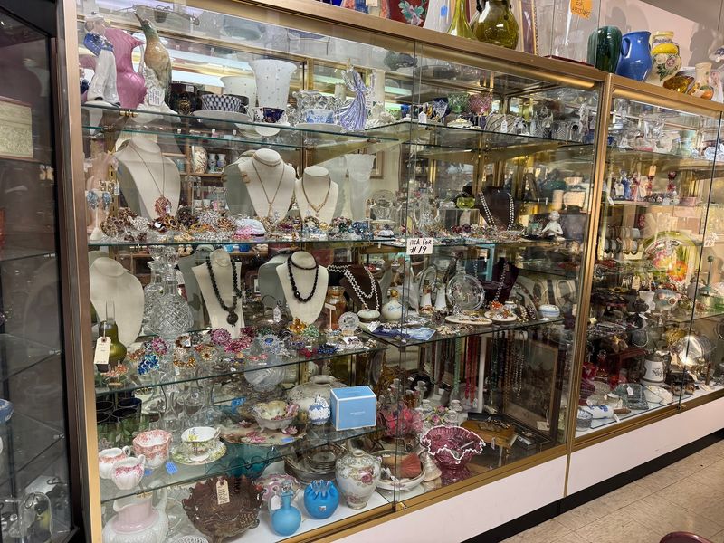 Jewelry Cases That Steal the Show Jewelry Cases That Steal the Show