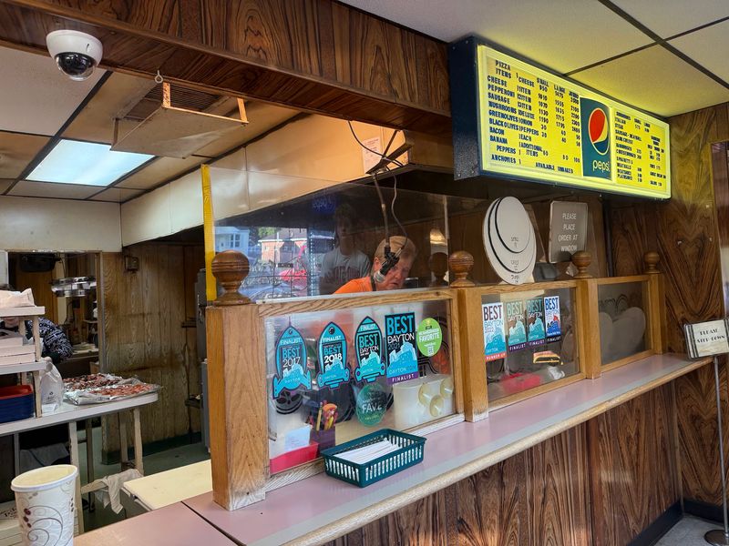 Joe's Pizzeria