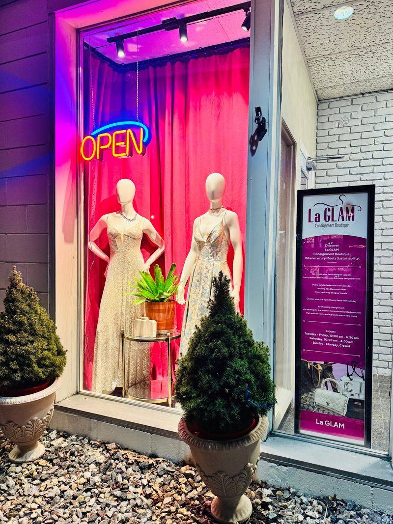 La Glam Consignment Boutique