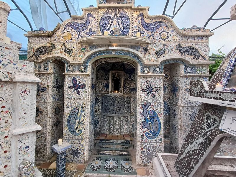 La Maison Bleue de Da Costa, Dives-sur-Mer, France