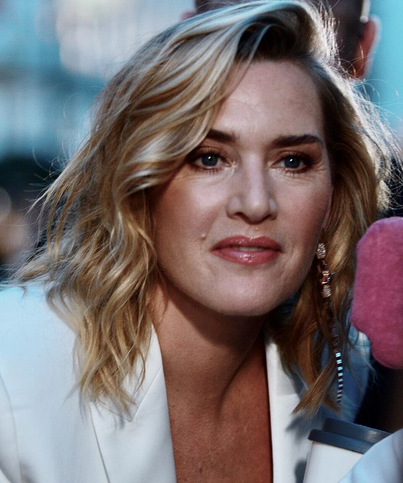 Leonardo DiCaprio and Kate Winslet, Titanic (1997) Leonardo DiCaprio and Kate Winslet, Titanic (1997)