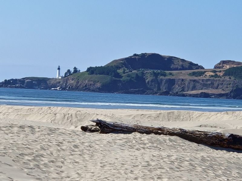 Lighthouse Views on the Horizon