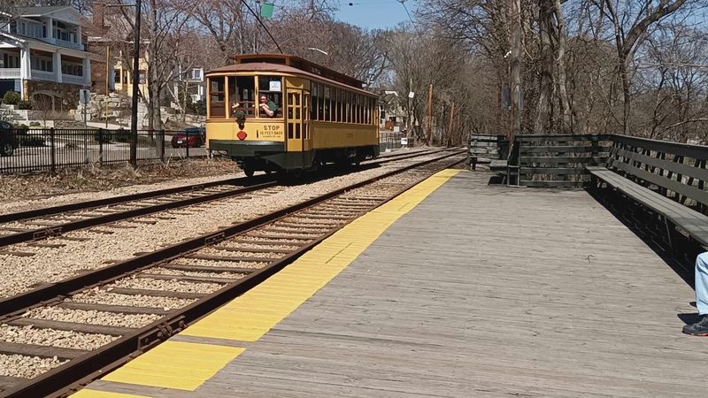 Linden Hills Stop and Sweet Detours