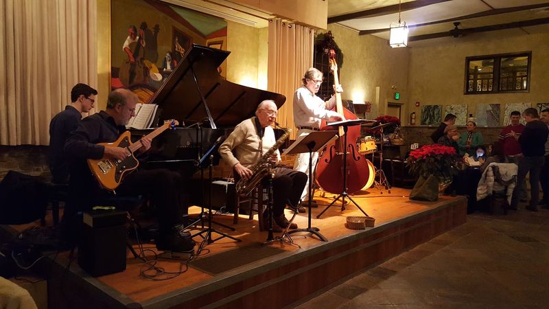 Live Performances That Extend the Afternoon