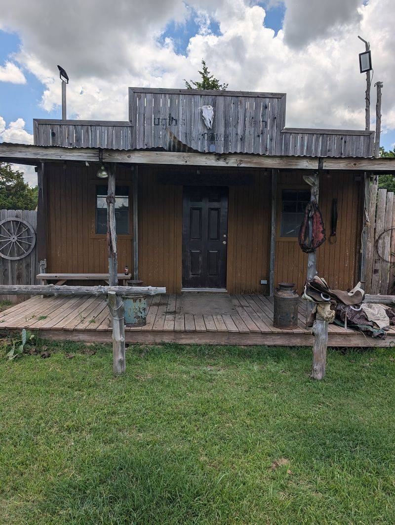 Living Inside an Old Western Movie
