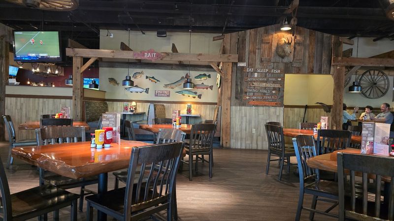 Lodge Looks With Country Charm