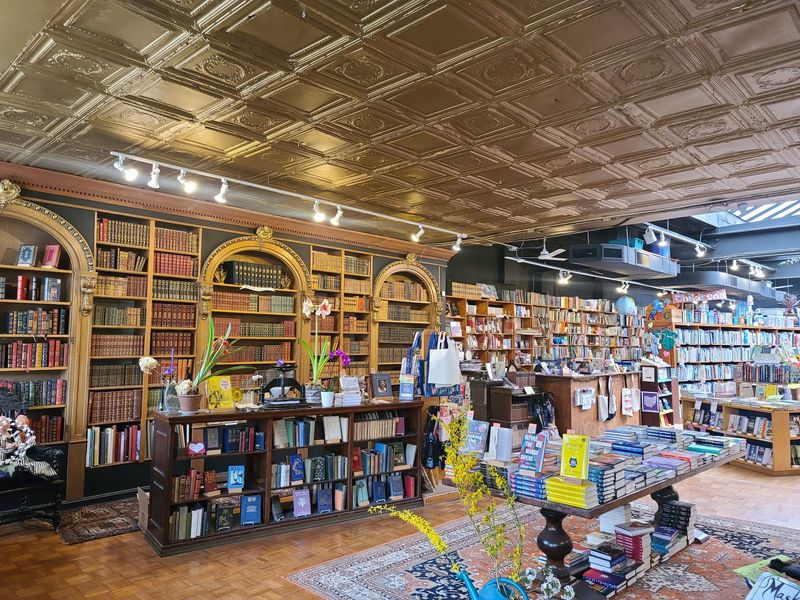Loganberry Books, Cleveland, OH