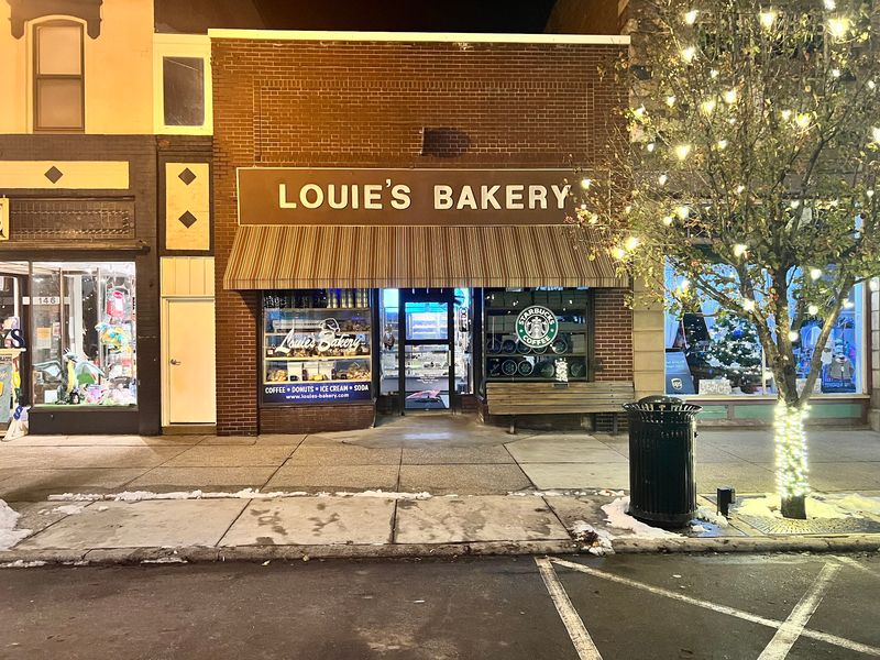 Louie's Bakery, Marshall, Michigan Louie's Bakery, Marshall, Michigan
