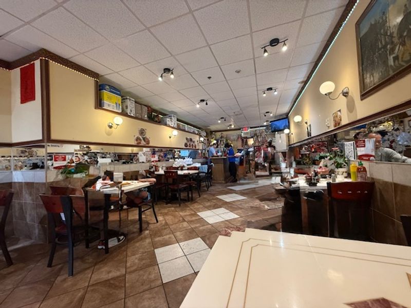 Lowell Restaurant