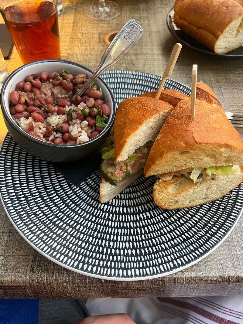 Lunch Breaks That Taste Like a Vacation Lunch Breaks That Taste Like a Vacation