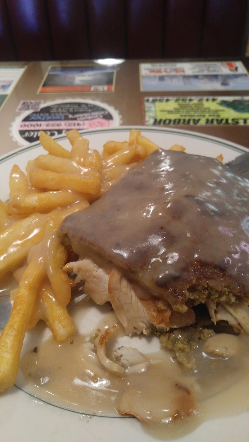 Lunch Plates and Country Fried Steak