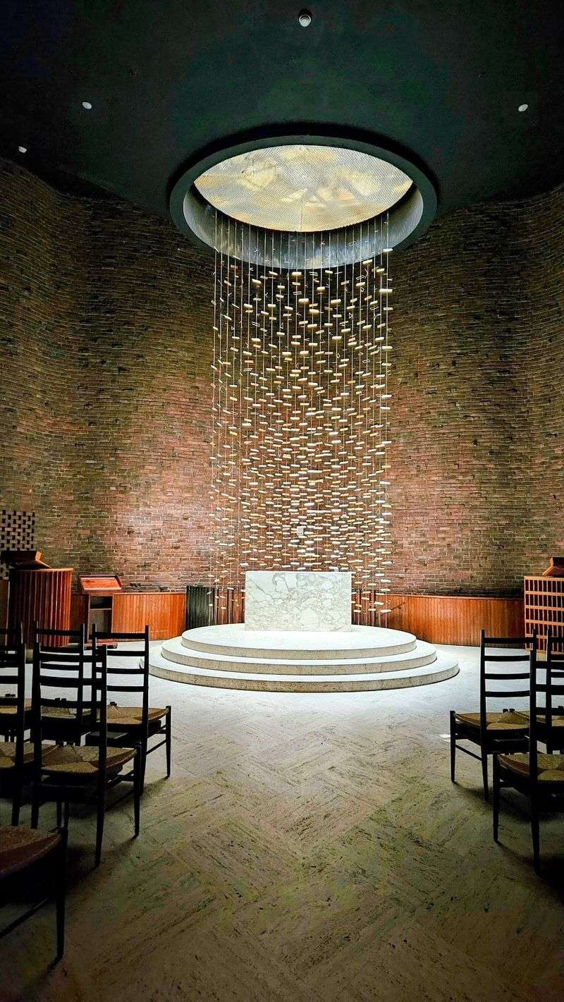 MIT Chapel, Cambridge, Massachusetts MIT Chapel, Cambridge, Massachusetts