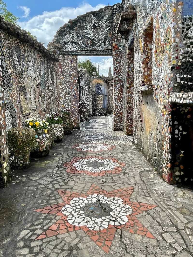 Maison Picassiette, Chartres, France