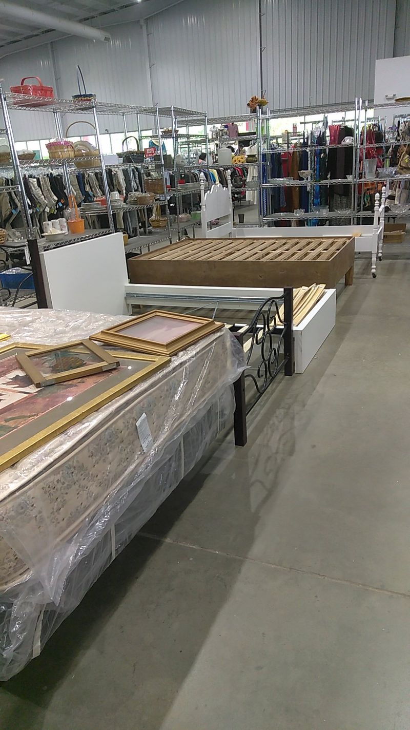 Mattresses, Bedding, and Moving-Day Help Mattresses, Bedding, and Moving-Day Help