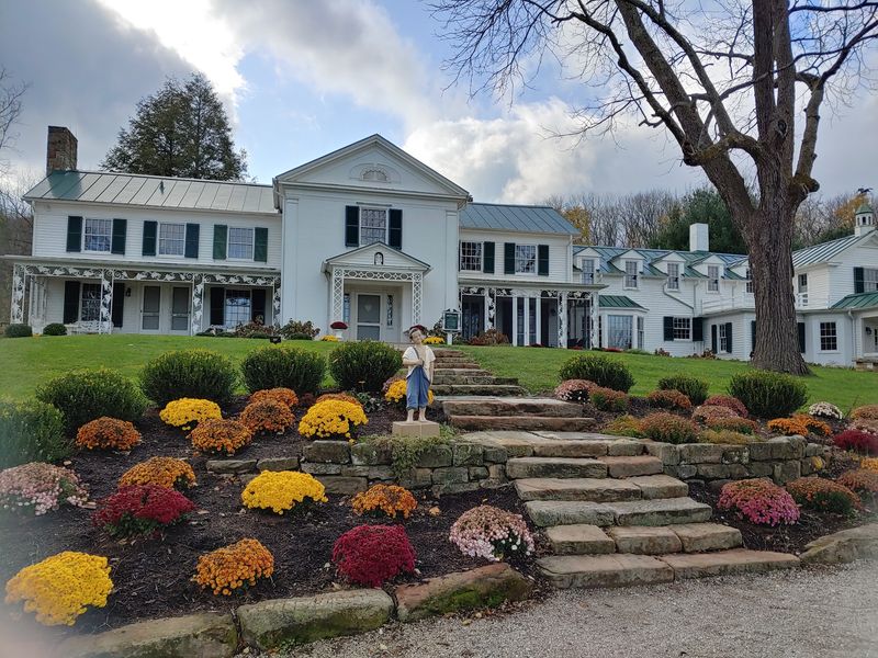 Meet the Farm That Once Hosted a Hollywood Wedding Meet the Farm That Once Hosted a Hollywood Wedding