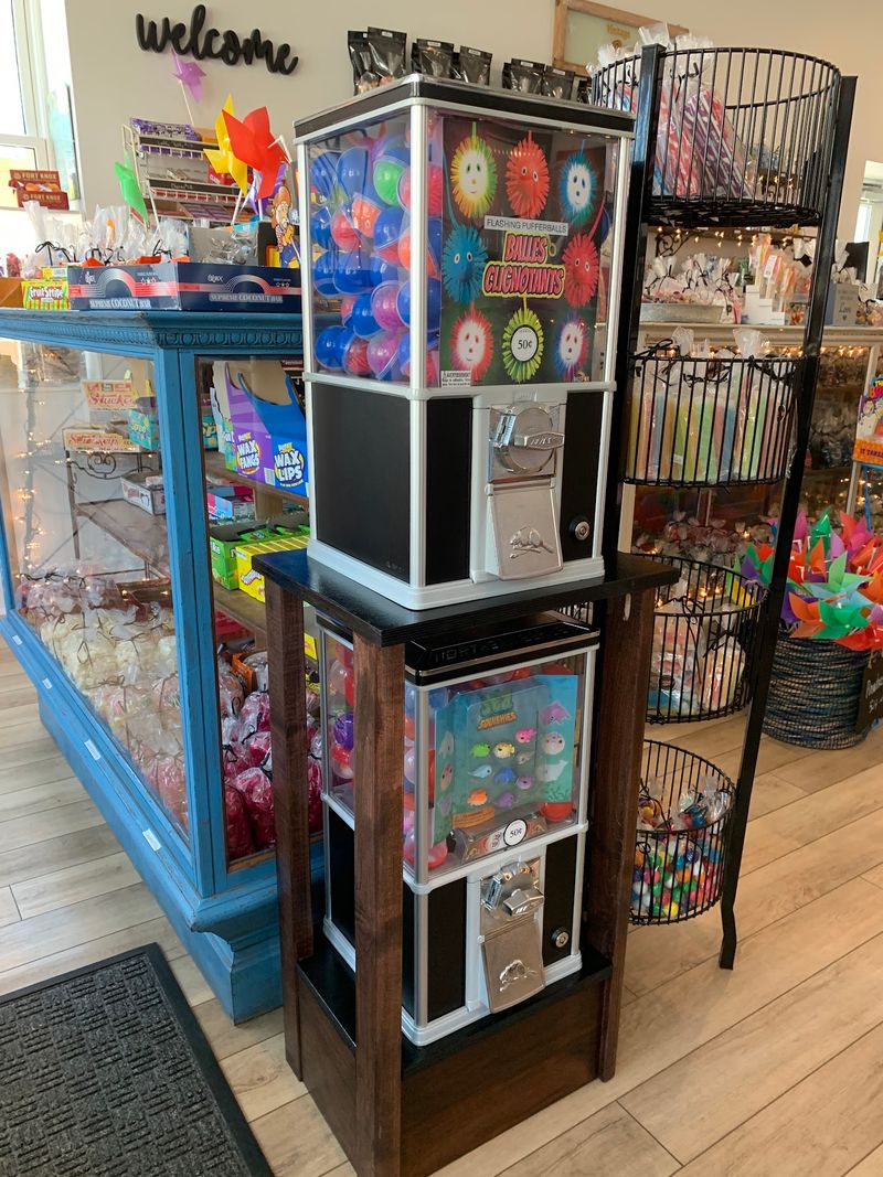 Meet the Vend-O-Rama and Its Chilly Chocolates