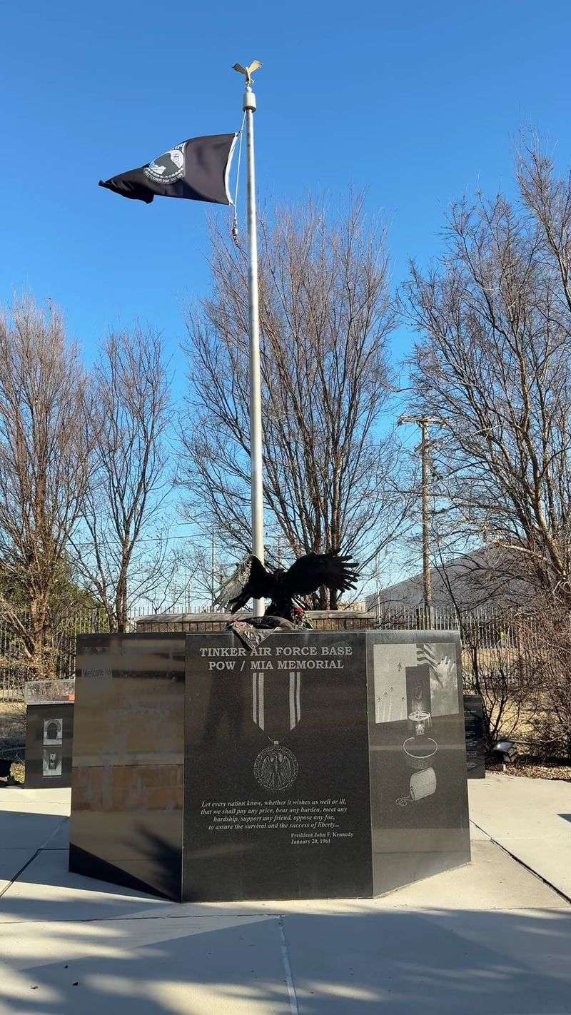Memorials Worth a Quiet Pause Memorials Worth a Quiet Pause