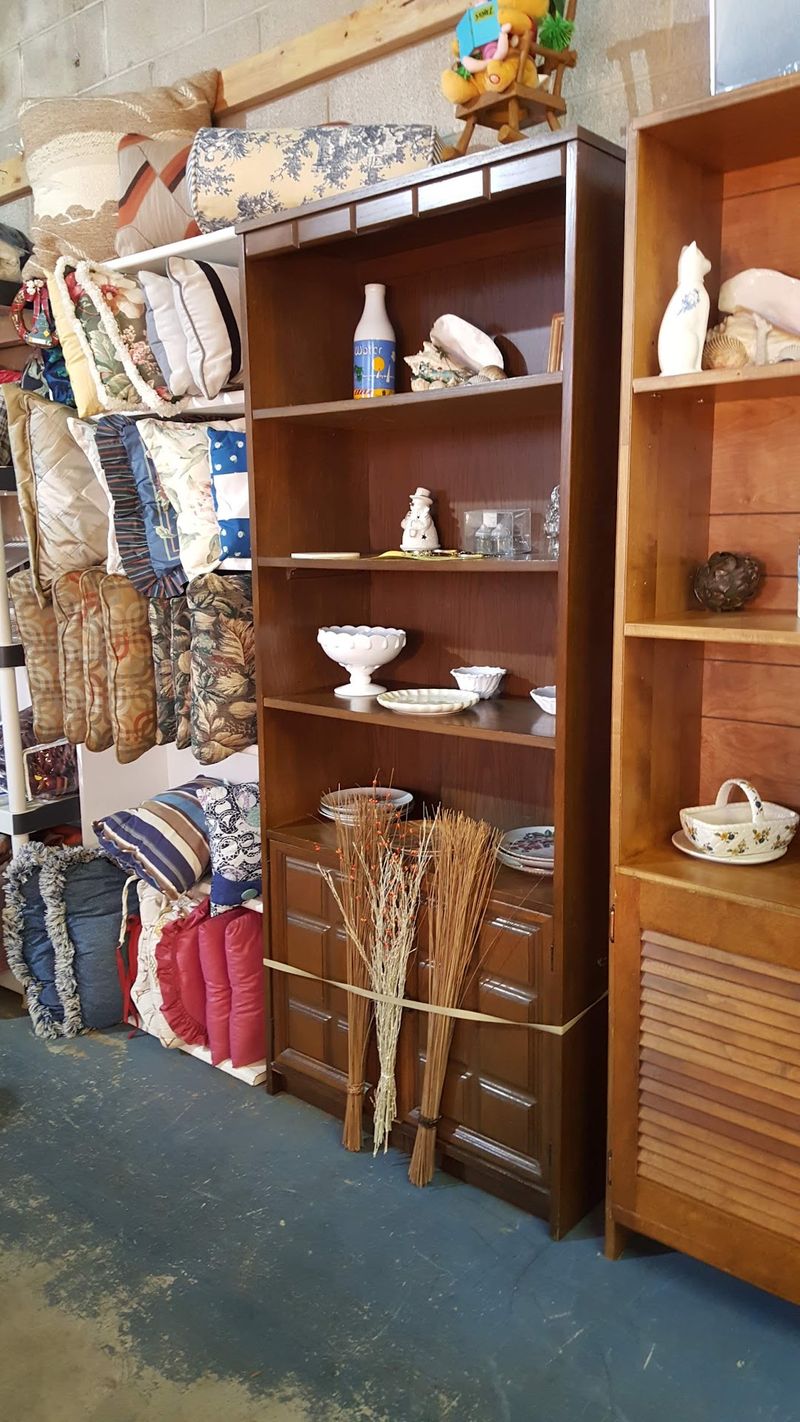 Mid-Century Pieces Given New Life Mid-Century Pieces Given New Life