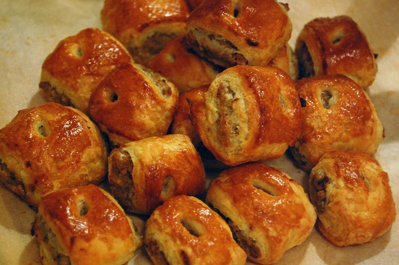 Mini Sausage Rolls Mini Sausage Rolls