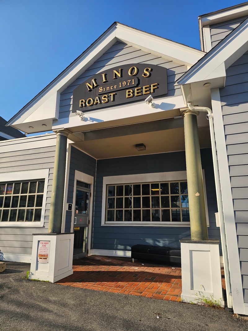 Mino's Roast Beef