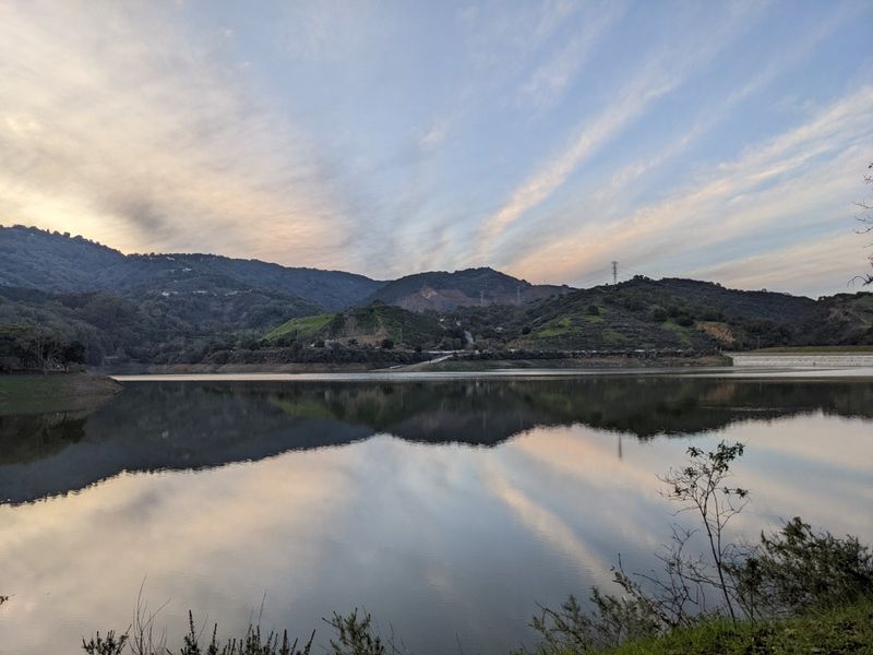 Mirror-Smooth Mornings for Paddlers Mirror-Smooth Mornings for Paddlers