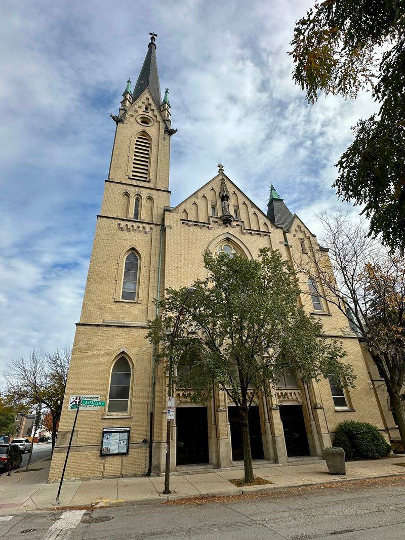 Monastery of the Holy Cross, Chicago, Illinois Monastery of the Holy Cross, Chicago, Illinois