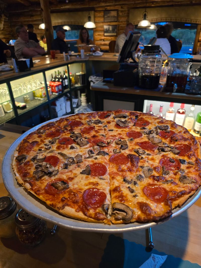 Monday's Pizza Incentive