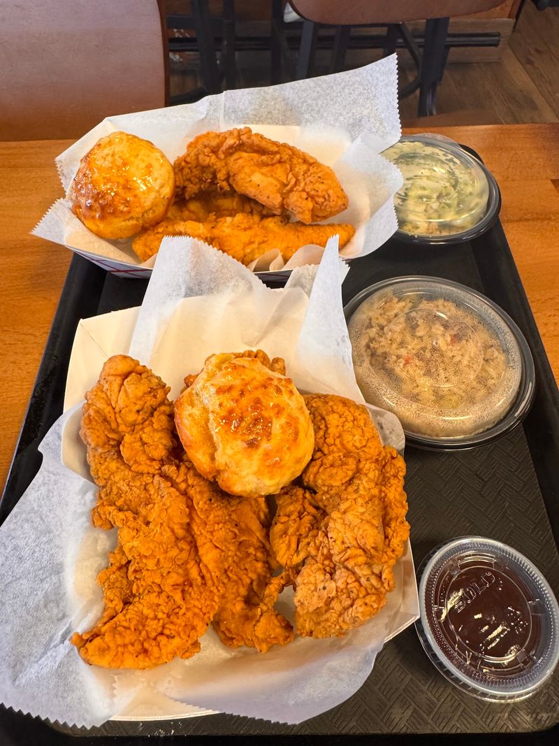 Mother Cluckers Chicken, Gurnee, IL Mother Cluckers Chicken, Gurnee, IL