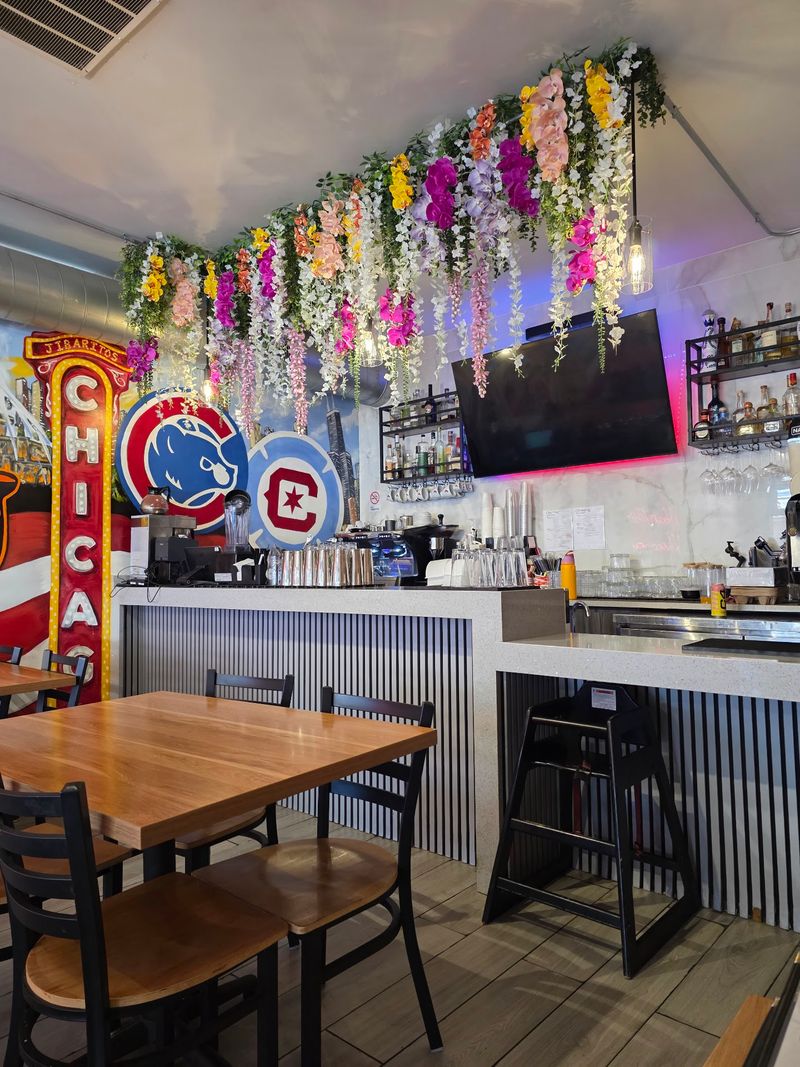 Murals, Color, and a Bright Dining Room Murals, Color, and a Bright Dining Room